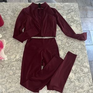 Vitality the Elevate Cropped Zip and Pant Set - blackberry